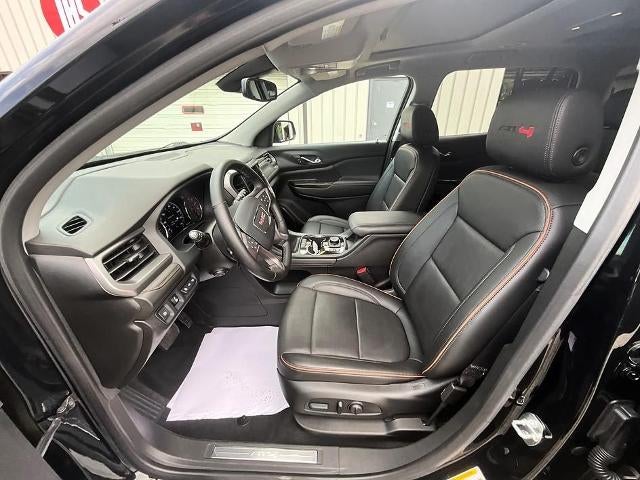 2023 GMC Acadia AWD AT4