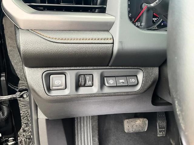 2023 GMC Acadia AWD AT4