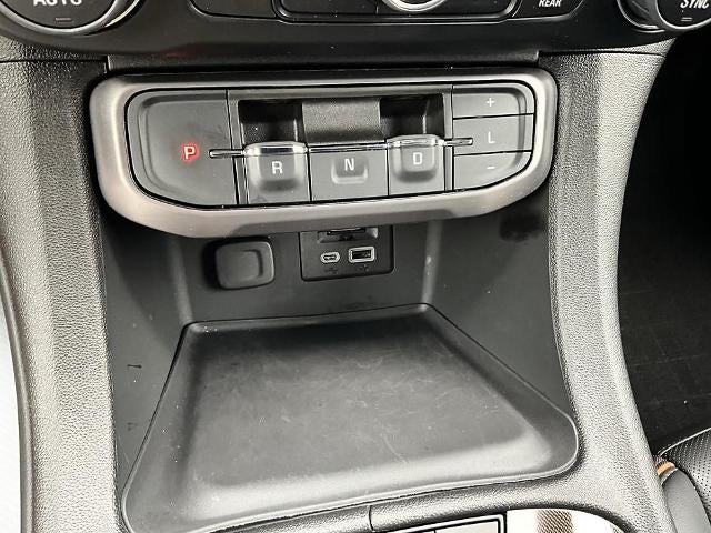 2023 GMC Acadia AWD AT4