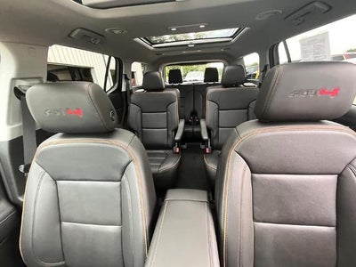 2023 GMC Acadia AWD AT4