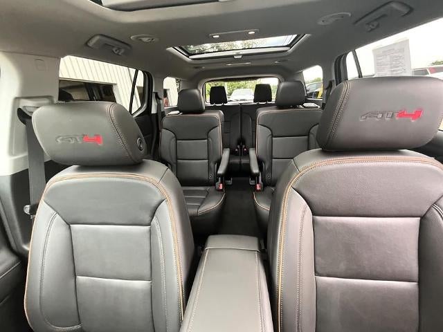 2023 GMC Acadia AWD AT4