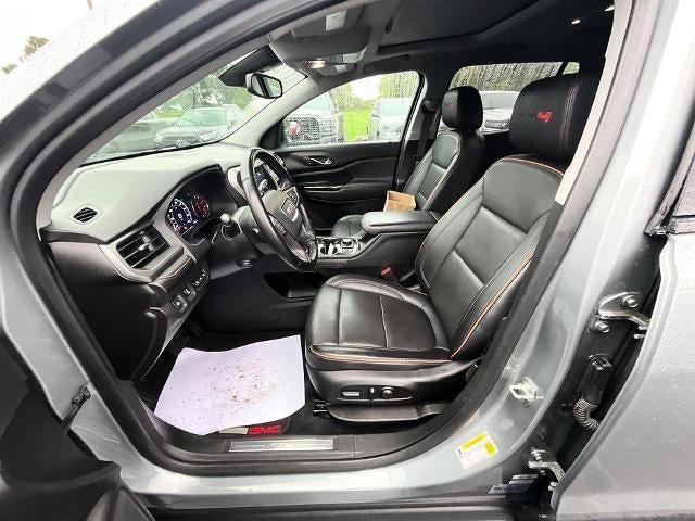 2023 GMC Acadia AWD AT4