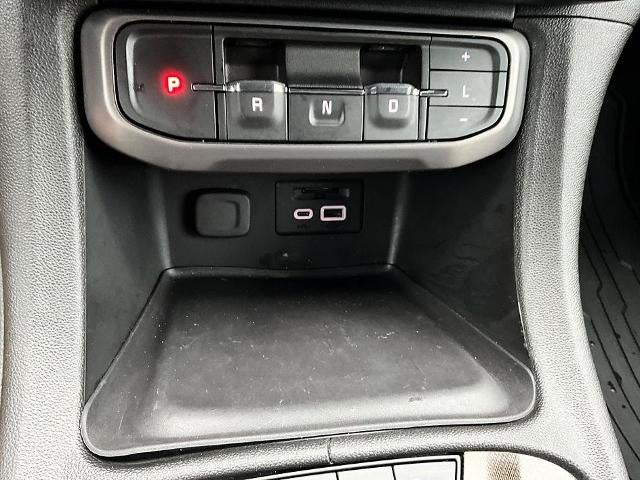 2023 GMC Acadia AWD AT4