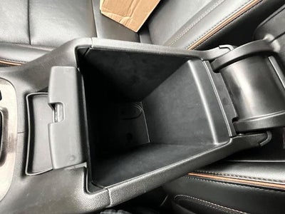 2023 GMC Acadia AWD AT4