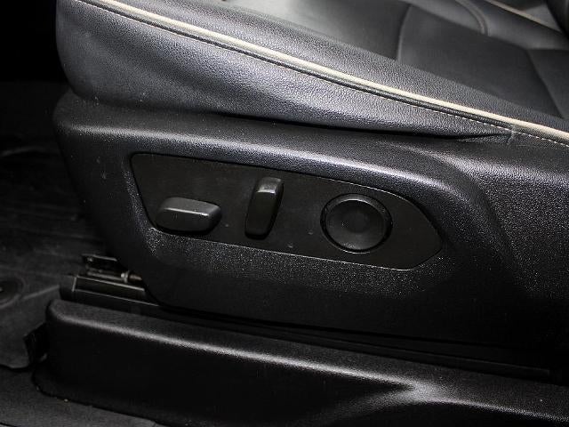 2023 GMC Yukon 4WD 4dr SLT