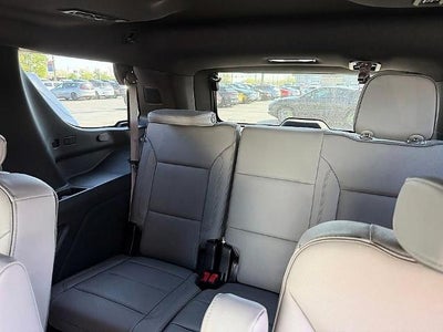 2023 GMC Yukon 4WD 4dr SLT