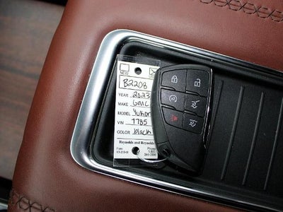 2023 GMC Yukon XL 4WD 4dr Denali Ultimate