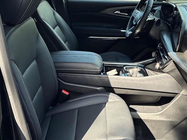 2024 Chevrolet Traverse LT w/2LT