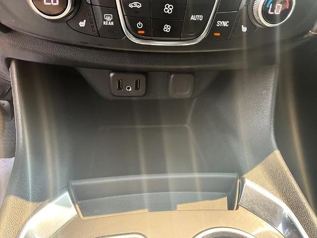2019 Chevrolet Traverse AWD 2LT