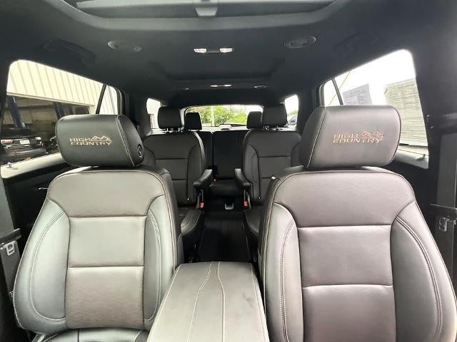 2023 Chevrolet Traverse AWD 2LZ