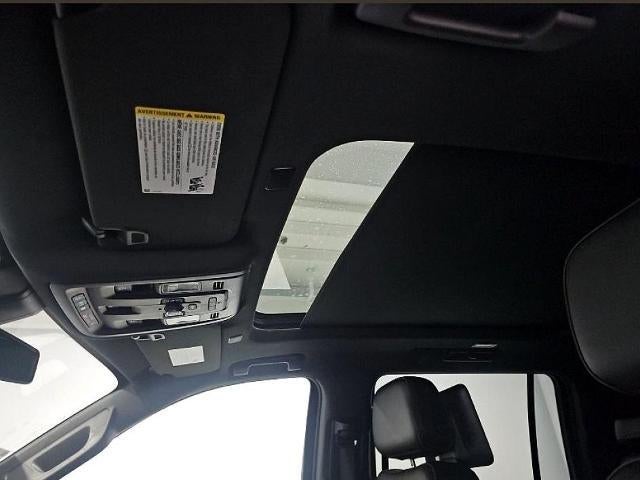 2021 Chevrolet Suburban 4WD RST