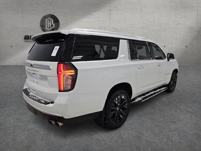 2023 Chevrolet Suburban 4WD High Country