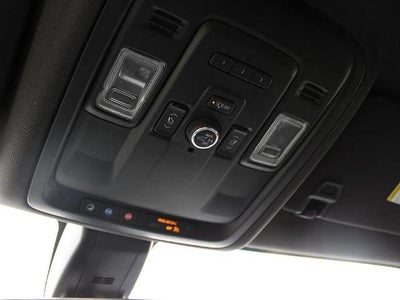 2021 Chevrolet Suburban 4WD High Country