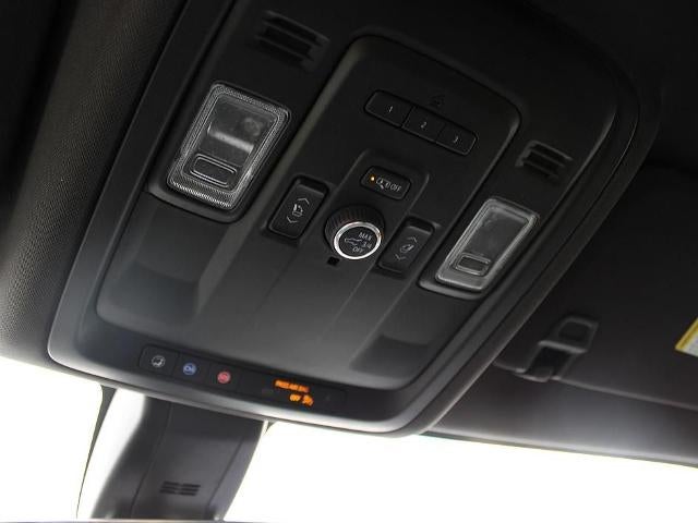 2021 Chevrolet Suburban 4WD High Country