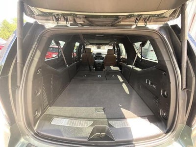 2023 Chevrolet Suburban 4WD High Country