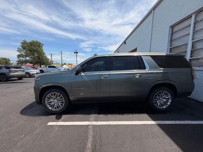 2023 Chevrolet Suburban 4WD High Country