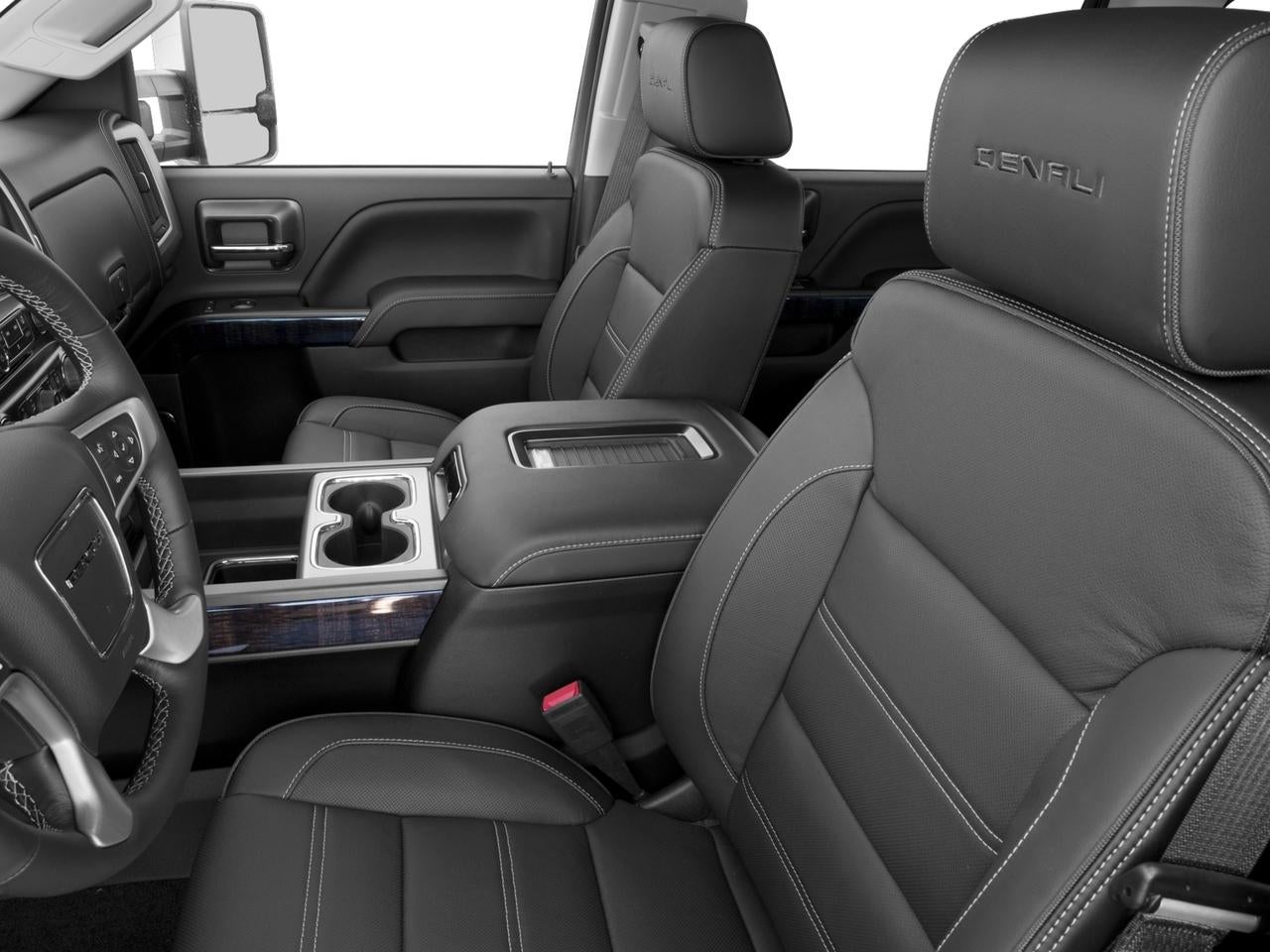 2016 GMC Sierra 2500 HD Crew Cab Standard Box 4-Wheel Drive Denali