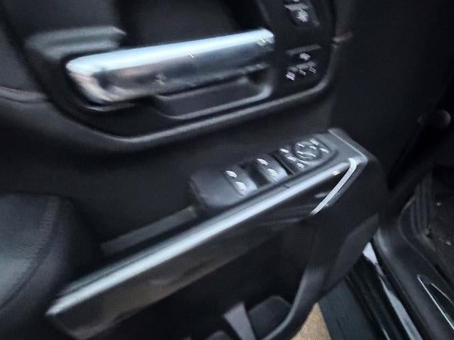 2022 GMC Sierra 2500 HD Crew Cab Standard Box 4-Wheel Drive AT4
