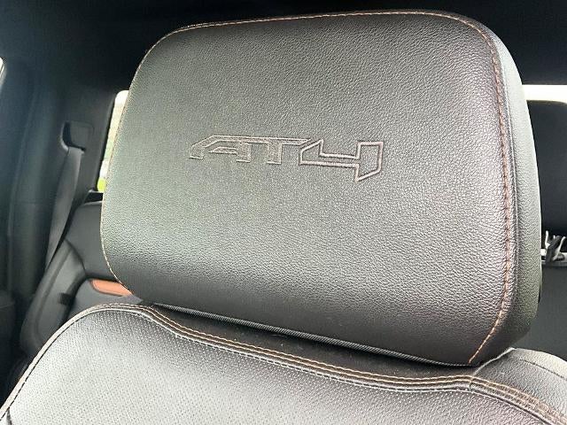 2022 GMC Sierra 2500 HD Crew Cab Standard Box 4-Wheel Drive AT4
