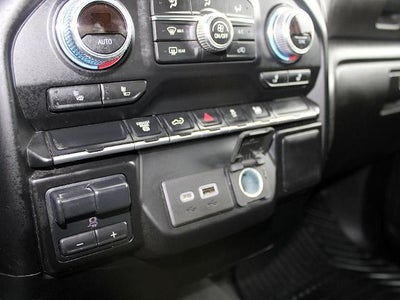 2022 GMC Sierra 2500 HD Crew Cab Standard Box 4-Wheel Drive SLE