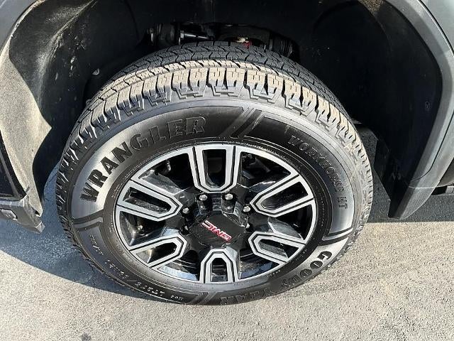 2023 GMC Sierra 2500 HD Crew Cab Standard Box 4-Wheel Drive AT4