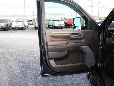 2024 GMC Sierra 2500 HD Crew Cab Standard Box 4-Wheel Drive Denali