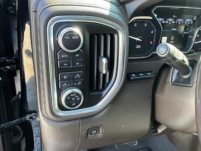 2022 GMC Sierra 2500 HD Crew Cab Standard Box 4-Wheel Drive Denali