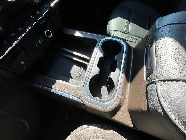 2022 GMC Sierra 2500 HD Crew Cab Standard Box 4-Wheel Drive Denali