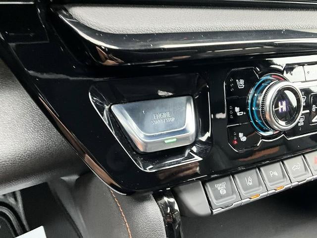 2026 GMC Sierra 3500HD Crew Cab Standard Box 4-Wheel Drive AT4