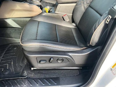 2025 GMC Canyon Crew Cab Short Box 4-Wheel Drive Denali