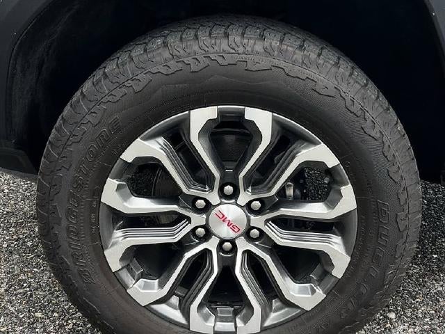 2025 GMC Canyon Crew Cab Short Box 4-Wheel Drive Denali