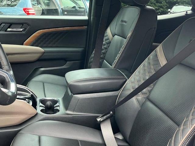 2025 GMC Canyon Crew Cab Short Box 4-Wheel Drive Denali