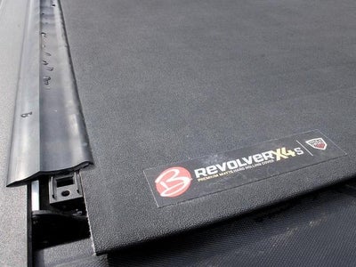 2023 GMC Canyon Crew Cab Short Box 4-Wheel Drive AT4X