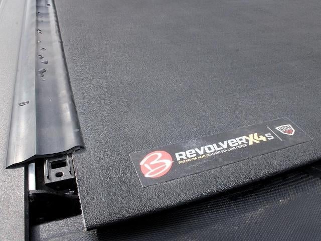 2023 GMC Canyon Crew Cab Short Box 4-Wheel Drive AT4X