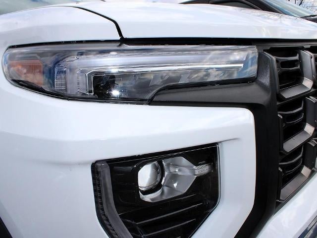 2023 GMC Canyon Crew Cab Short Box 4-Wheel Drive AT4X