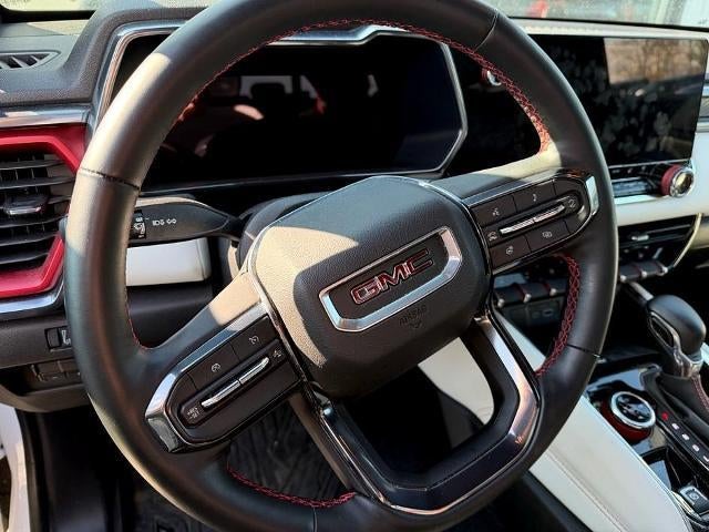 2023 GMC Canyon Crew Cab Short Box 4-Wheel Drive AT4X