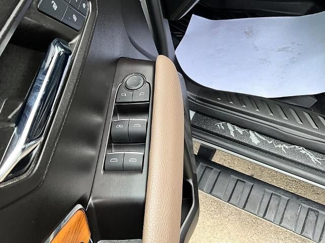 2024 GMC Canyon Crew Cab Short Box 4-Wheel Drive Denali