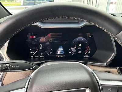 2024 GMC Canyon Crew Cab Short Box 4-Wheel Drive Denali