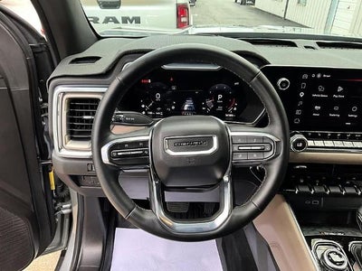 2024 GMC Canyon Crew Cab Short Box 4-Wheel Drive Denali