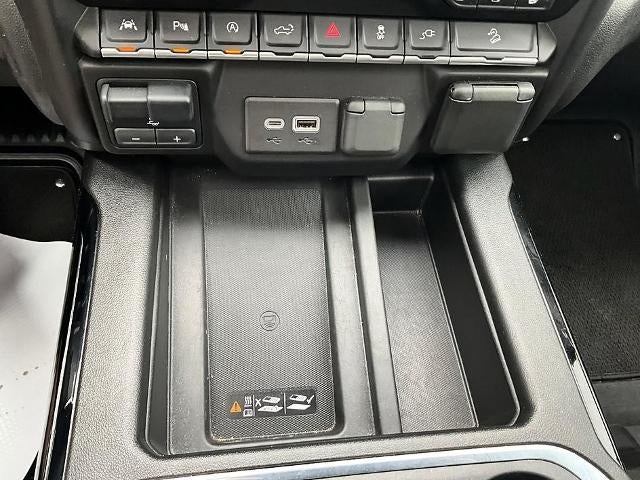 2021 GMC Sierra 1500 Crew Cab Short Box 4-Wheel Drive AT4