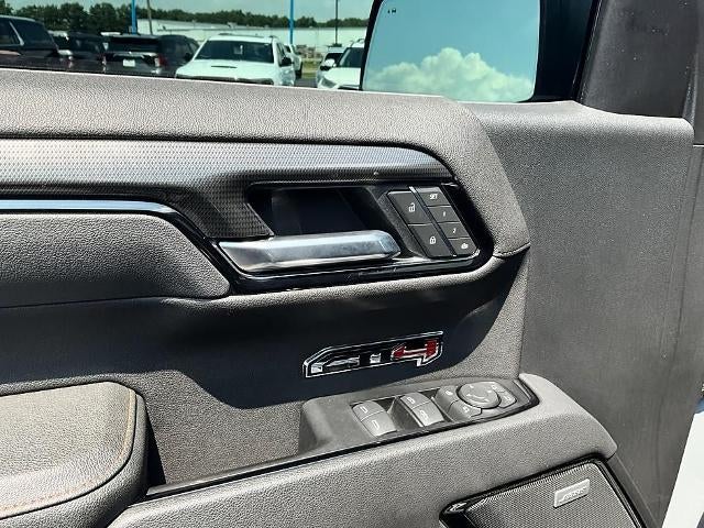 2025 GMC Sierra 1500 Crew Cab Short Box 4-Wheel Drive AT4