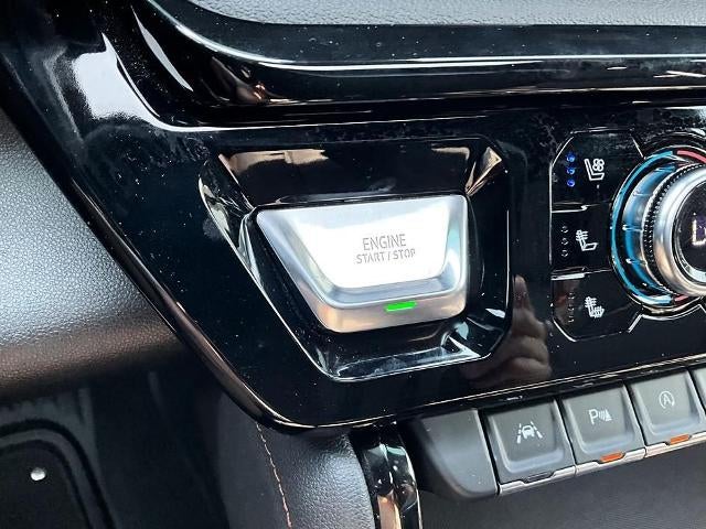 2025 GMC Sierra 1500 Crew Cab Short Box 4-Wheel Drive AT4