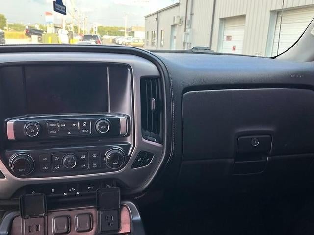2017 GMC Sierra 1500 Double Cab Standard Box 4-Wheel Drive SLE