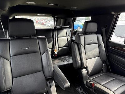 2022 Cadillac Escalade 4WD Luxury