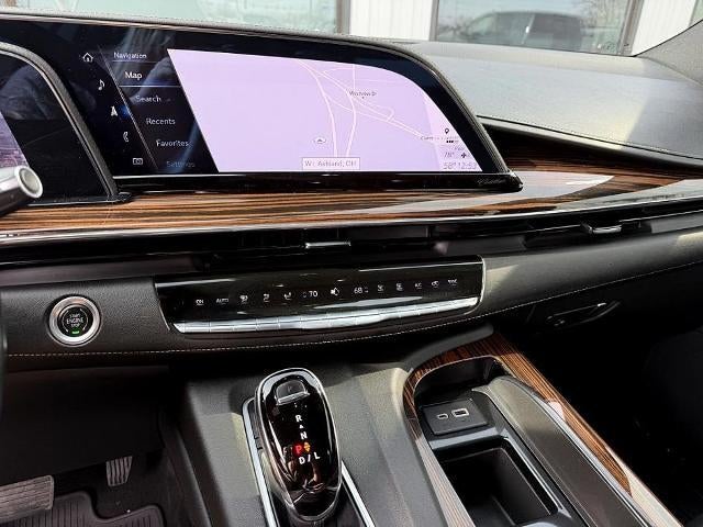 2022 Cadillac Escalade 4WD Luxury