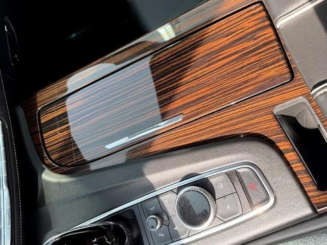 2022 Cadillac Escalade 4WD Luxury