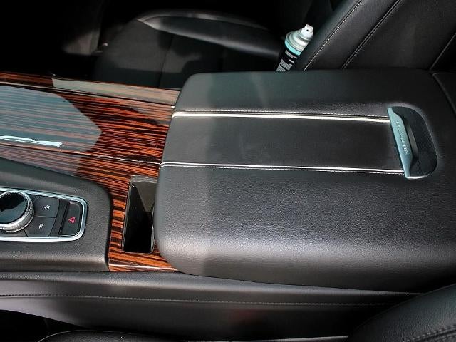 2022 Cadillac Escalade 4WD Luxury