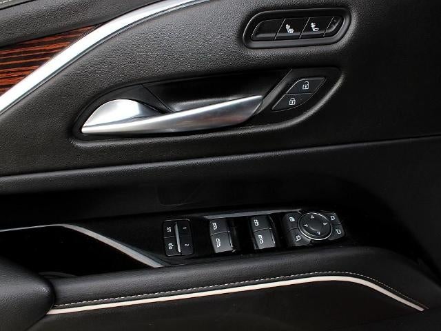 2022 Cadillac Escalade 4WD Luxury