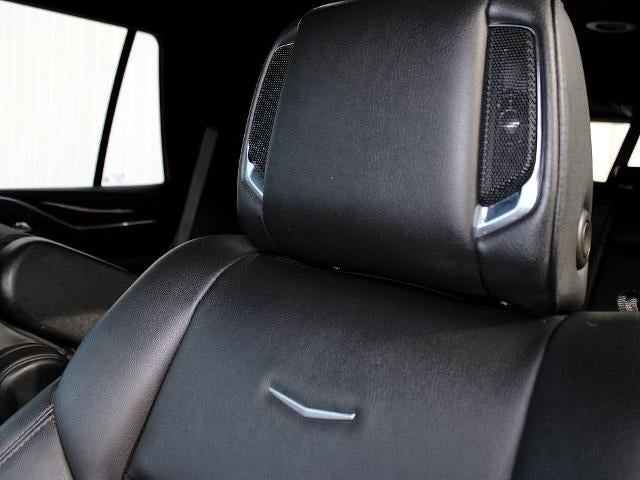 2022 Cadillac Escalade 4WD Luxury