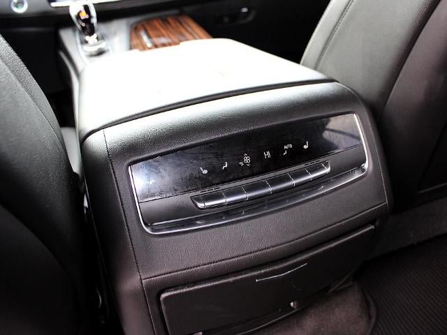 2022 Cadillac Escalade 4WD Luxury